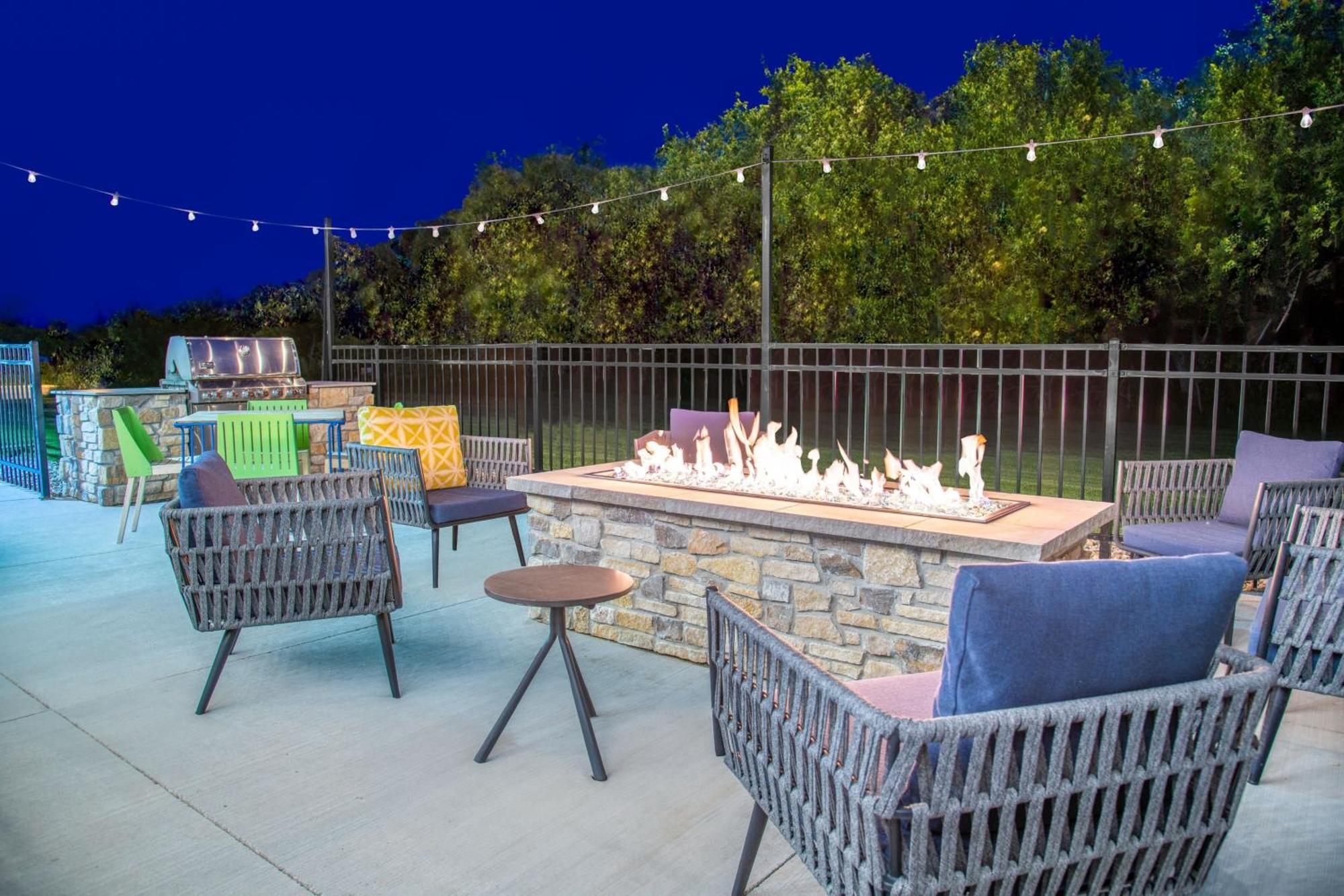 Fairfield By Marriott Inn & Suites Norfolk Bagian luar foto